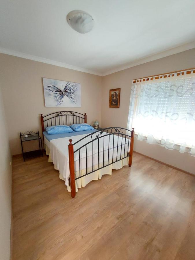 Australia Villa Makarska Eksteriør billede