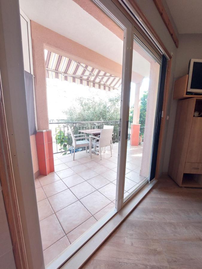 Australia Villa Makarska Eksteriør billede